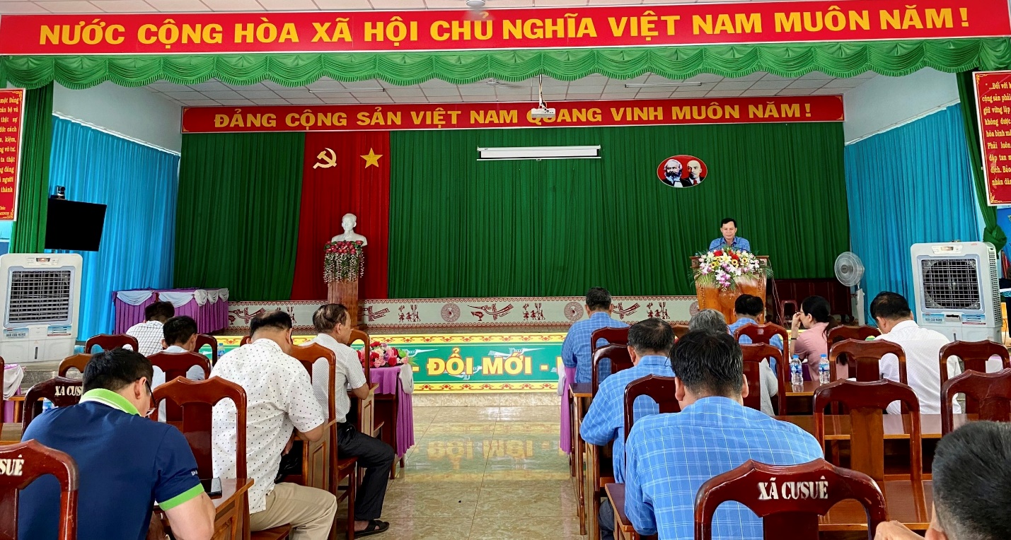 ngay phap luat